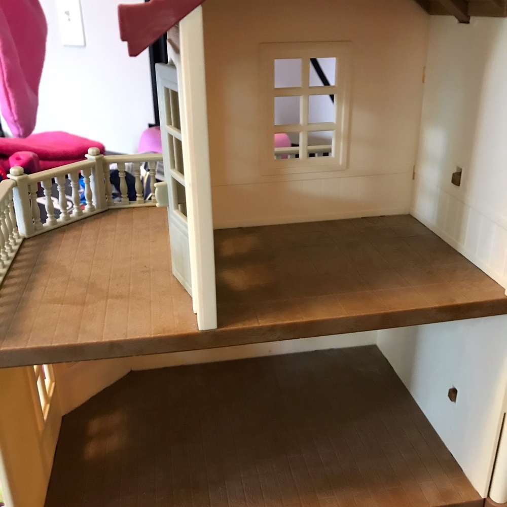 Calico critters dollhouse